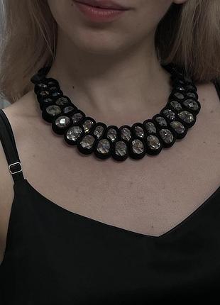 Прикраса на шию на завʼязку, ідеальне намисто