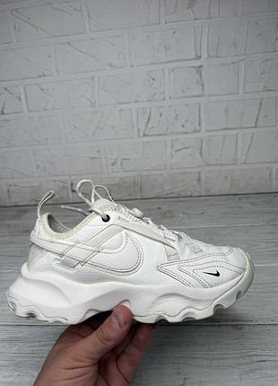 Крутые кроссовки nike tc 7900 36 размер