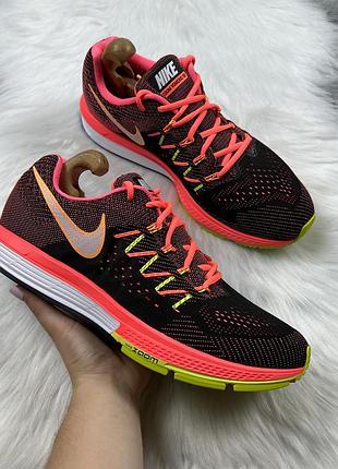 Чоловічі оригінальні бігові кросівки nike zoom vomero 10