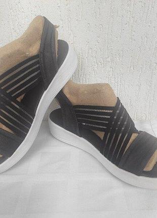 Суперлегкие текстильние босоножки skechers р.38