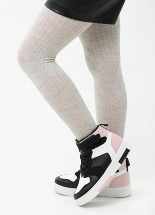 Колготы серого цвета в рубчик