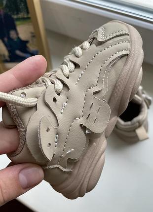 Кросівки для немовлят