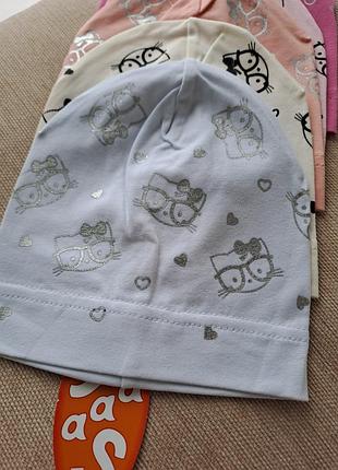 Трикотажные тоненькие шапочки 44р