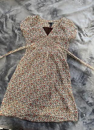 Літнє квіткове плаття