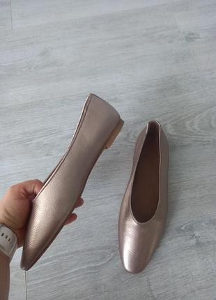Новые туфли,лоферы,балетки полностью кожаные легкие
