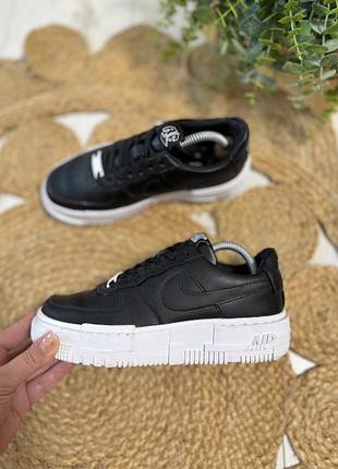 Шкіряні оригінальні кросівки