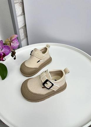 Кеди / мокасини на дівчинку