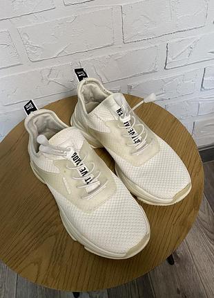 Кроссовки steve madden 38p