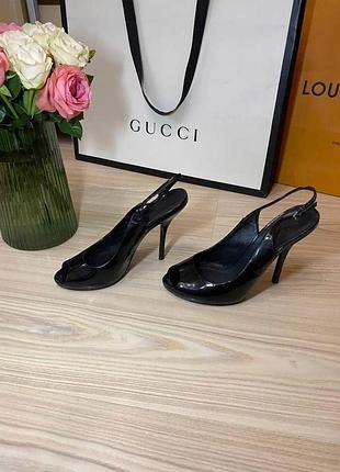 Жіночі туфлі босоніжки gucci оригінал
