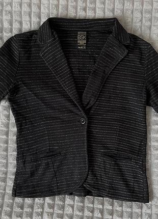 Піджак чорний в золоту блискучу полоску