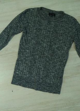 Светр сірий тонкий