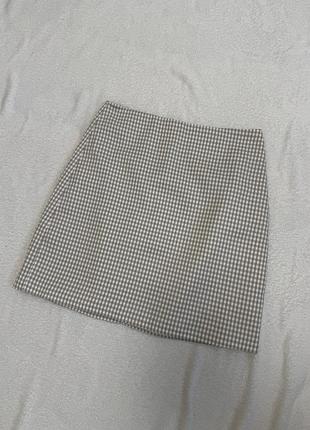 Спідниця класична