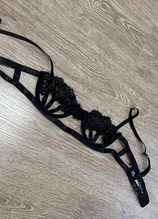 Бюстгальтер