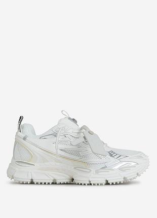 Off-white be right back white