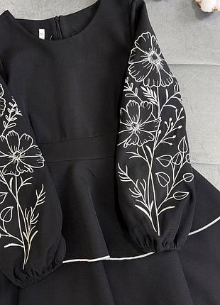 Вишита сукня, чорна 3