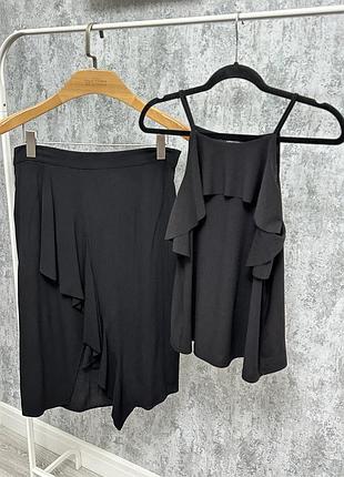 Чорна сукня з воланами в комплекті з топом м-л розмір в ідеальному стані
