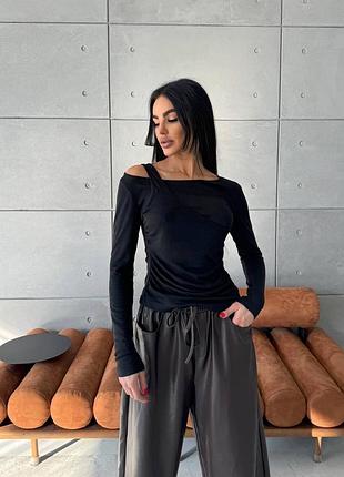 Лонгслів тоненький чорний