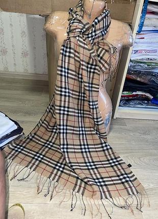 Великої довжини палантин шарф в стилі burberry