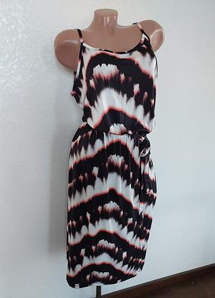 Платье размер 18 2