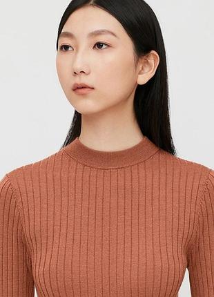 Свитер из шерсти мериноса от uniqlo u.