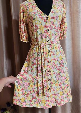 Женское платье