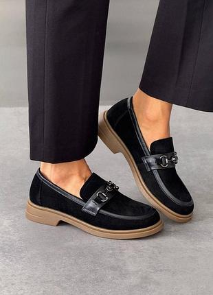 Классические лоферы с фурнитурой
цвет: черный, натуральная кожа/замша