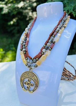 Українськн намисто до вишиванки лунниця натуральне каміння оберіг/колье с камней лунница