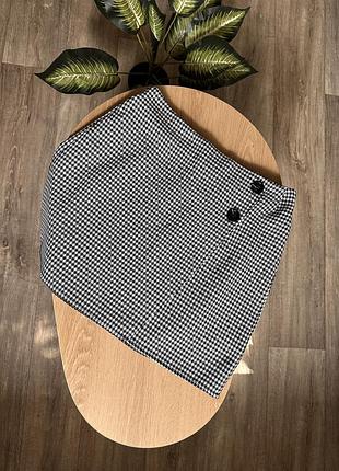 Красива спідниця юбка