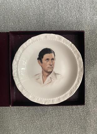 Блюдце колекційне royal albert