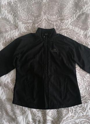 Тоненька вітрівка