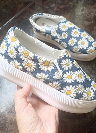 Обувь женская на маленькую ножку