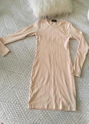 Сукня в рубчик