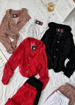 Костюм гіпюровий