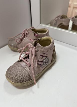 Туфлі для дівчат chicco перламутрово-рожеві