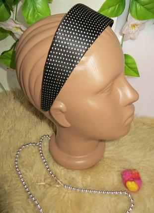 Женский обруч- черный в мелкий горошек.