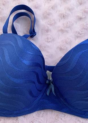 Бюстгальтер синего цвета с плотной чашкой challey