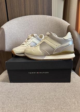 Кросівки tommy hilfiger оригінал 36 розмір