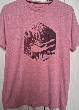 Футболка стильна