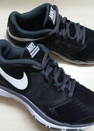 Кроссовки весна-осень мал.36.5-37р.nike индонезии