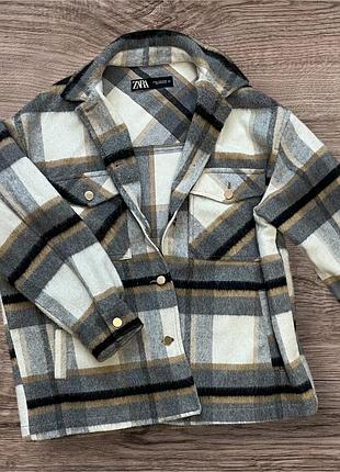 Картата рубашка zara