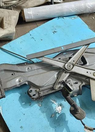 Механізм склопідйомника передній правий renault laguna1/scenic1/megane1/1995-2003 7701367866