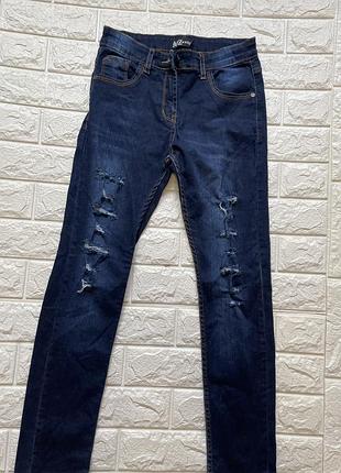 Джинси на дівчинку підлітка нові стильні рвані на років 10-11