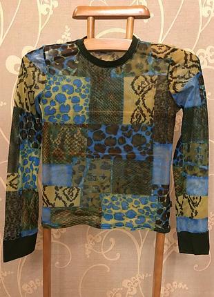 Очень красивая и стильная брендовая кофточка в абстракциях 19.