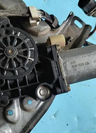 Моторчик склопідйомника renault laguna1/espace3/megane1/scenic1/clio2/kangoo1/1993-2007 7701470851