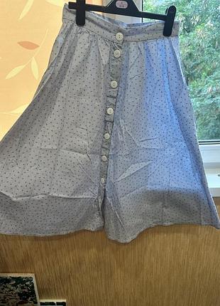 Міді-спідниця від бренду vovk, в ідеальному стані, у блакитному кольорі з принтом, s розміру