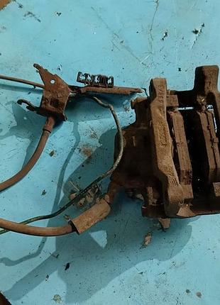 Суппорт гальмівний передній лівий renault laguna1/megane1/scenic1/clio2/kangoo1/1993-2007 7701205832