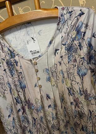Очень красивая кофточка в цветах. 4