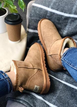 Зимние угги ugg mini classic beige1 фото