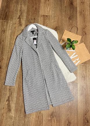 Подовженй піджак новий