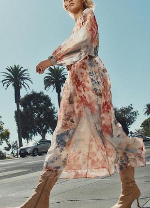 Роскошное платье от zara цветочный принт